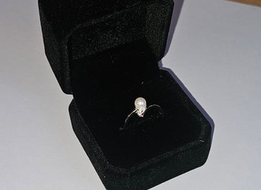 Pearl - gyöngyös ezüst gyűrű